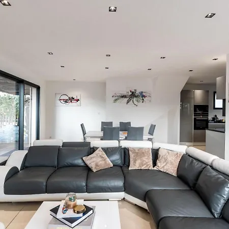 Holiday Les Palmiers Holiday home